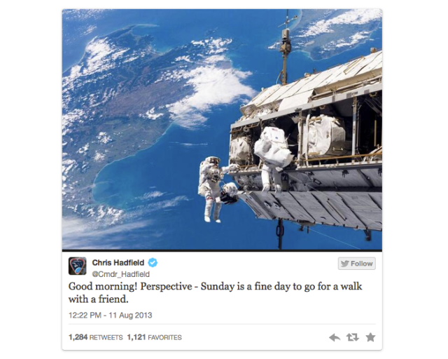 Twitter_Rich_Photo_Experience_Chris_Hadfield